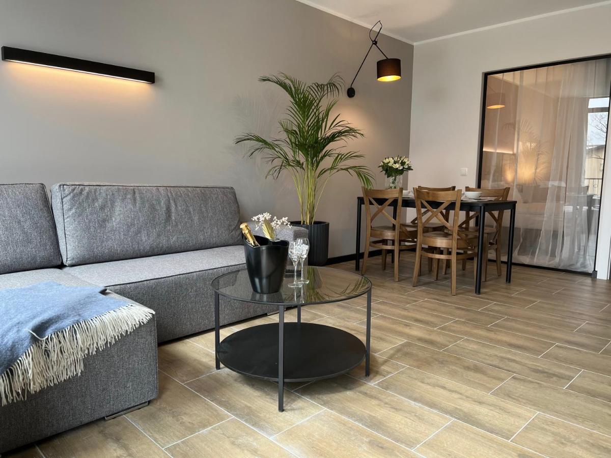 Party Avangarde Apartments City Center เวบา ภายนอก รูปภาพ