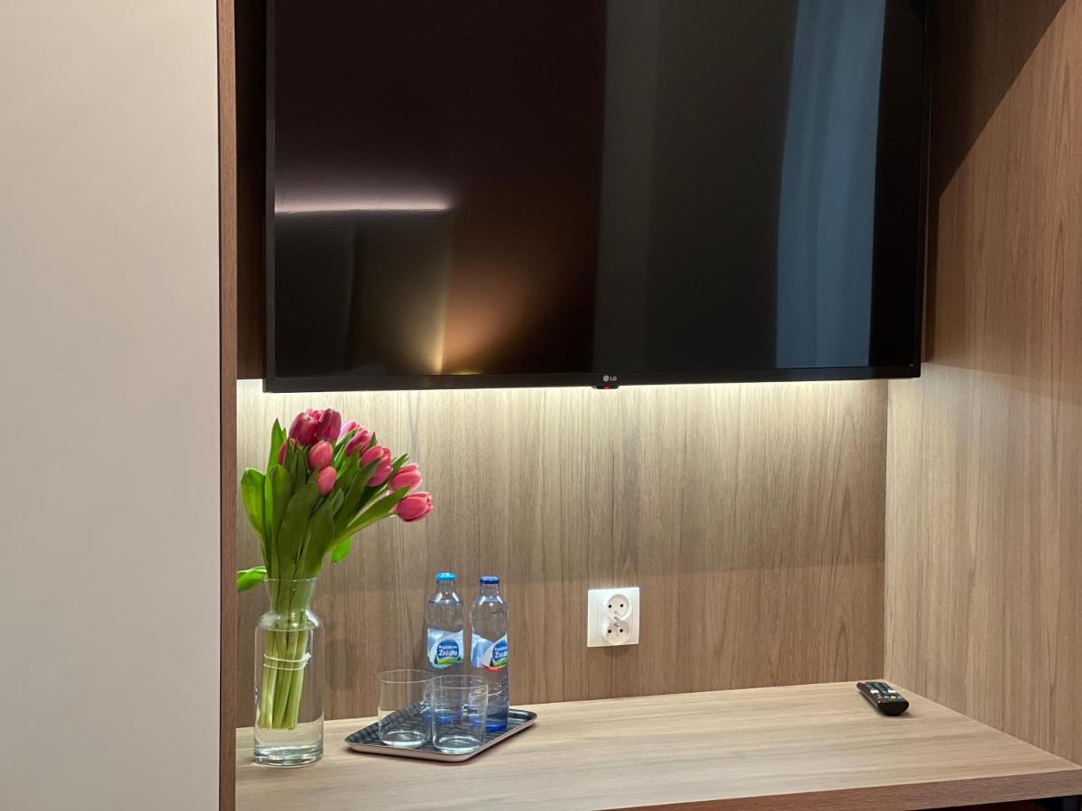 Party Avangarde Apartments City Center เวบา ภายนอก รูปภาพ